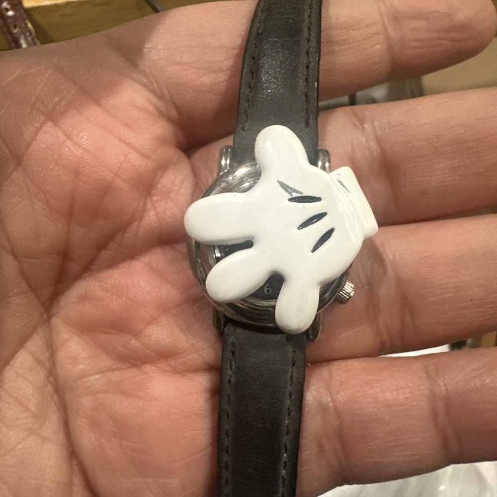 Working VTG Disney Mickey Mouse By S11 MU0107 Glove Flip Cover Kids Watch 24mm
